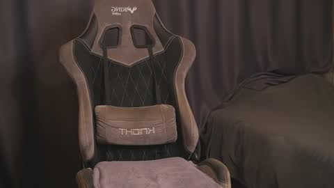 Jerk Machine online show from February 2026 11:53:02 AM