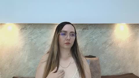 Asley Bennet online show from November 2025 04:56:02 AM