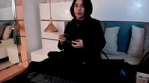 Ashkoreh online show from July 2026 07:41:01 PM