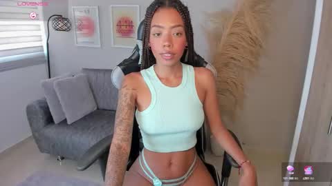 A S H L E Y online show from October 2025 07:08:01 PM