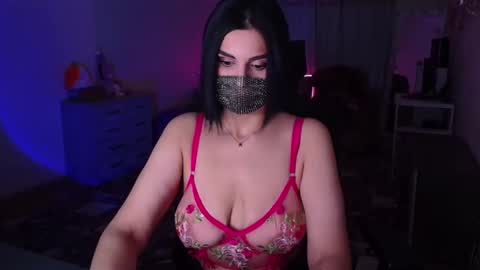 Snapshot of ashley__cooper__ chatting on December 2024 04:58:02 AM   Yasmina   online show from December 2024 04:58:02 AM