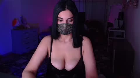 Snapshot of ashley__cooper__ chatting on December 2024 04:12:01 AM   Yasmina   online show from December 2024 04:12:01 AM