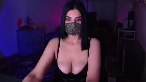 Snapshot of ashley__cooper__ chatting on December 2024 07:17:01 AM   Yasmina   online show from December 2024 07:17:01 AM