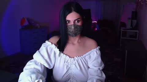 Snapshot of ashley__cooper__ chatting on December 2024 06:14:01 AM   Yasmina   online show from December 2024 06:14:01 AM