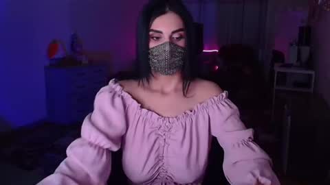 Snapshot of ashley__cooper__ chatting on December 2024 07:18:01 AM   Yasmina   online show from December 2024 07:18:01 AM