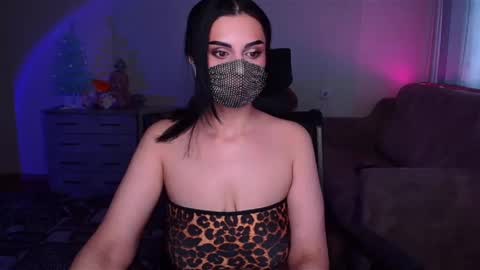 Snapshot of ashley__cooper__ chatting on January 2025 03:27:02 AM   Yasmina   online show from January 2025 03:27:02 AM