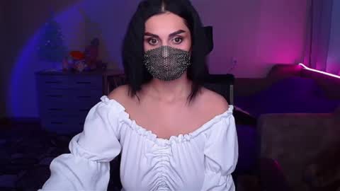 Snapshot of ashley__cooper__ chatting on January 2025 06:22:02 AM   Yasmina   online show from January 2025 06:22:02 AM