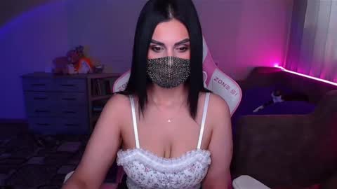 Snapshot of ashley__cooper__ chatting on March 2025 03:52:02 AM   Yasmina   online show from March 2025 03:52:02 AM