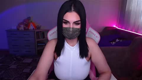 Snapshot of ashley__cooper__ chatting on March 2025 03:45:01 AM   Yasmina   online show from March 2025 03:45:01 AM