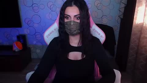 Snapshot of ashley__cooper__ chatting on October 2025 05:37:01 AM   Yasmina   online show from October 2025 05:37:01 AM