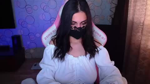 Snapshot of ashley__cooper__ chatting on October 2025 04:56:02 AM   Yasmina   online show from October 2025 04:56:02 AM