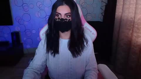 Snapshot of ashley__cooper__ chatting on October 2025 04:24:02 AM   Yasmina   online show from October 2025 04:24:02 AM