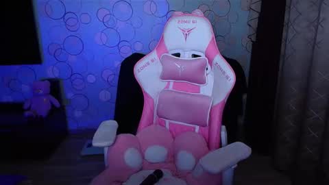 Snapshot of ashley__cooper__ chatting on October 2025 02:37:02 AM   Yasmina   online show from October 2025 02:37:02 AM