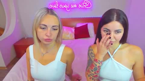 Snapshot of ashley_crashly chatting on September 2025 07:56:02 AM Alina online show from September 2025 07:56:02 AM