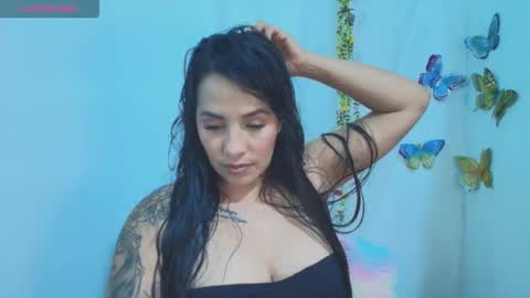 Snapshot of ashley_joyx_ chatting on May 2026 03:01:01 AM ashley_joyx_ online show from May 2026 03:01:01 AM