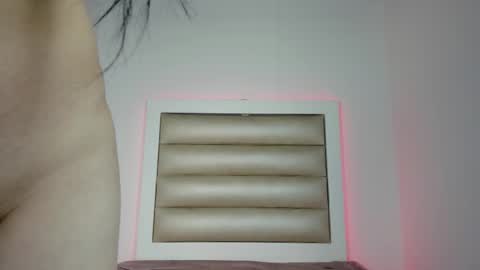 ashley_js online show from November 2025 07:00:02 AM