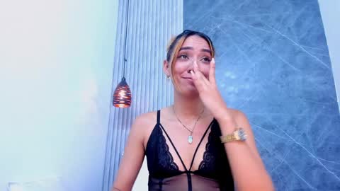 Snapshot of ashley_miller26 chatting on February 2025 01:12:02 AM ashley_miller26 online show from February 2025 01:12:02 AM