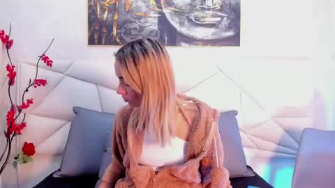 Snapshot of ashley_miller26 chatting on March 2025 11:32:01 AM ashley_miller26 online show from March 2025 11:32:01 AM