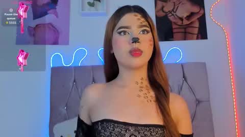 Ashley online show from October 2025 04:24:02 AM