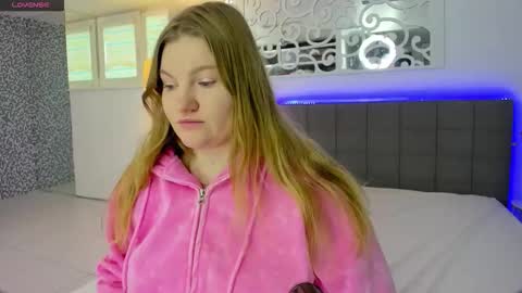 AshleyJonse online show from January 2026 06:39:01 AM