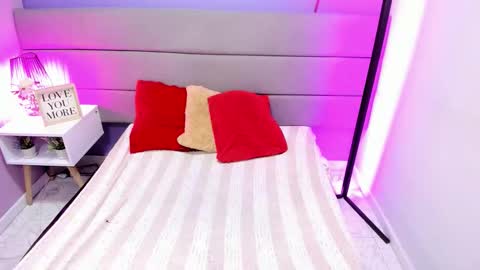 ashleyrobert_ online show from February 2026 10:41:01 PM