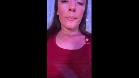 Ashley online show from October 2025 01:18:01 AM