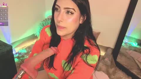 Snapshot of ashlynnlowe_ chatting on October 2025 08:31:01 PM Ash online show from October 2025 08:31:01 PM