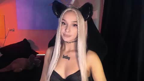 Mila online show from June 2026 05:19:02 AM