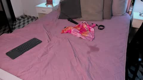 PAO   online show from January 2025 11:30:01 PM