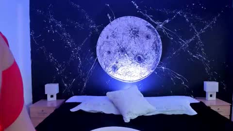 Asia and Zoe online show from October 2025 12:04:02 PM