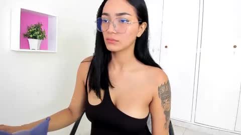 Camila online show from January 2025 12:58:01 PM