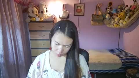 asian_llory online show from February 2026 07:43:02 AM