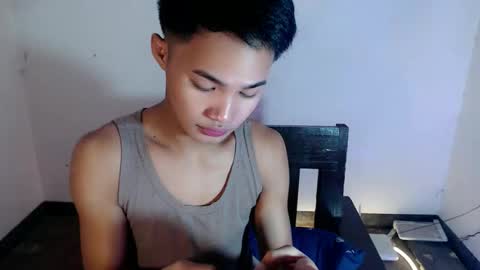 asian_lover05 online show from March 2026 01:05:01 PM