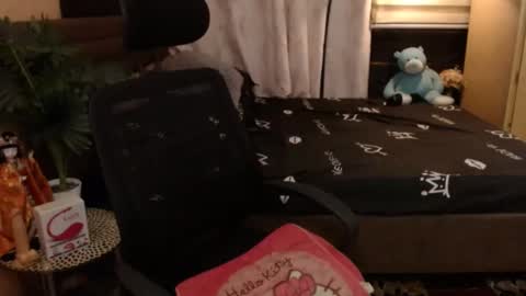 angela online show from January 2025 10:22:01 AM