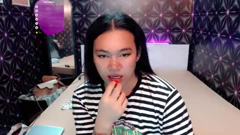 Snapshot of asian_suteishi chatting on January 2025 05:37:02 PM stacey online show from January 2025 05:37:02 PM