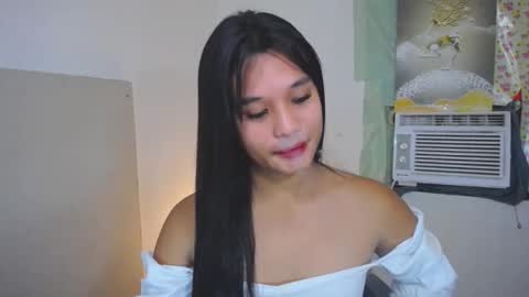 Yan online show from October 2025 11:39:02 AM