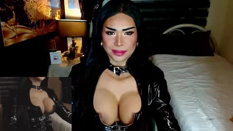 nicole online show from February 2026 06:59:01 PM