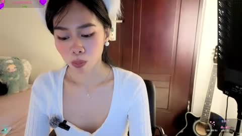 Snapshot of asianbabecandy chatting on June 2026 01:43:01 AM candy online show from June 2026 01:43:01 AM