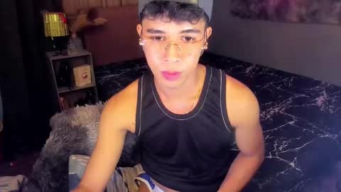 asiancum_peter online show from November 2025 01:11:02 PM