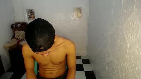 Snapshot of asianhot12 chatting on March 2025 05:00:02 AM asianhot12 online show from March 2025 05:00:02 AM