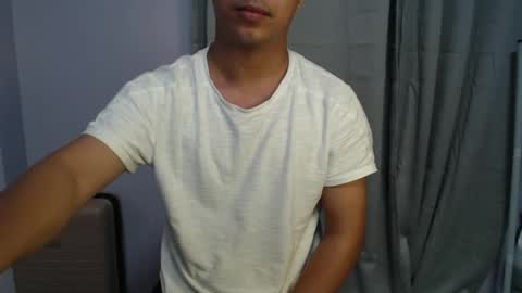 Snapshot of asianlatinoboy chatting on August 2026 02:44:02 AM Josh online show from August 2026 02:44:02 AM