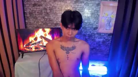 Snapshot of asianplayboyx chatting on October 2025 04:33:01 PM mark online show from October 2025 04:33:01 PM