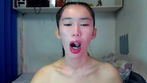 J A D E online show from November 2025 10:04:02 PM