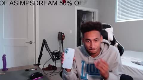 Snapshot of asimpsdream chatting on September 2025 01:04:01 PM asimpsdream online show from September 2025 01:04:01 PM