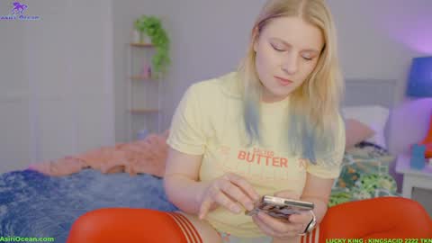 Asiri   pronounced Ah-siri Please no nicknames   3 online show from April 2026 03:52:01 PM