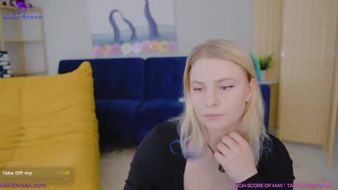 Snapshot of asiri_ocean chatting on May 2026 04:25:01 PM Asiri pronounced Ah-siri Please no nicknames 3 online show from May 2026 04:25:01 PM