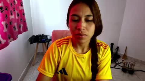 Snapshot of asiri_smith chatting on July 2026 03:07:01 PM Asiri online show from July 2026 03:07:01 PM