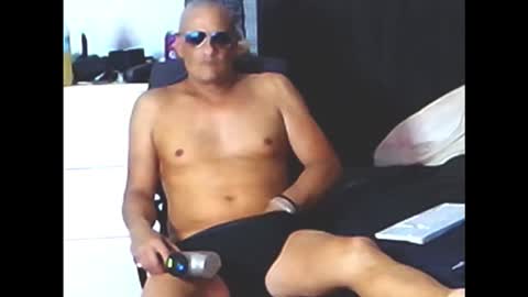 askil8802 online show from March 2026 11:59:02 AM