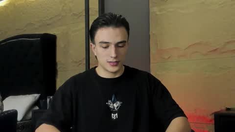 Snapshot of aslanfox_ chatting on March 2026 04:07:02 AM Aslan online show from March 2026 04:07:02 AM