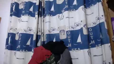 aslanne online show from March 2026 07:09:01 PM